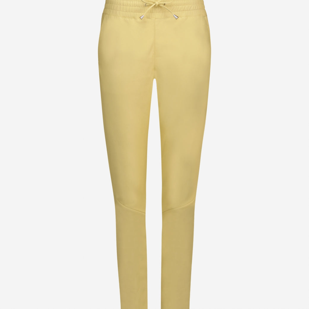 Poggy | Buttery yellow