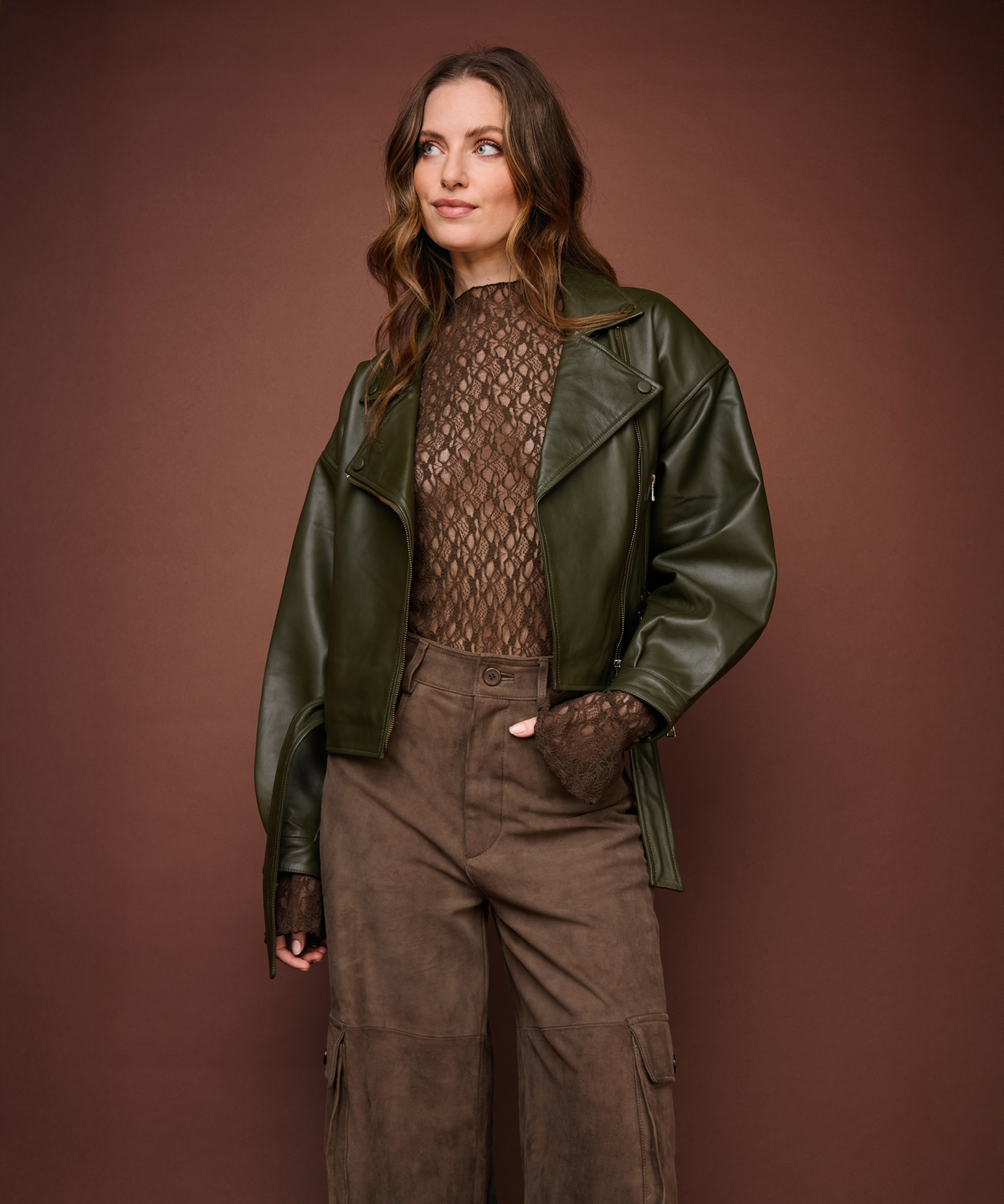 Phoeby Suede | Olive Night