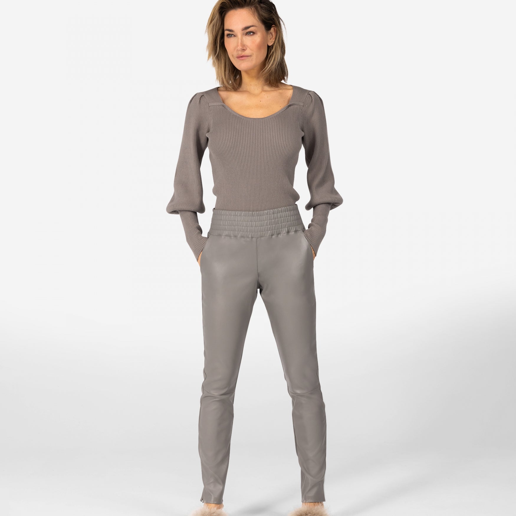 Colette | Classic Grey