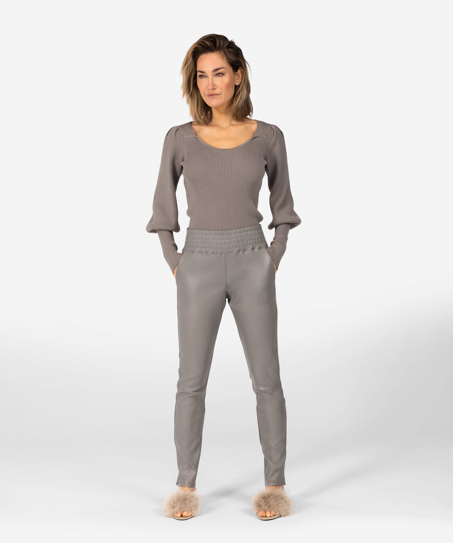 Colette | Classic Grey