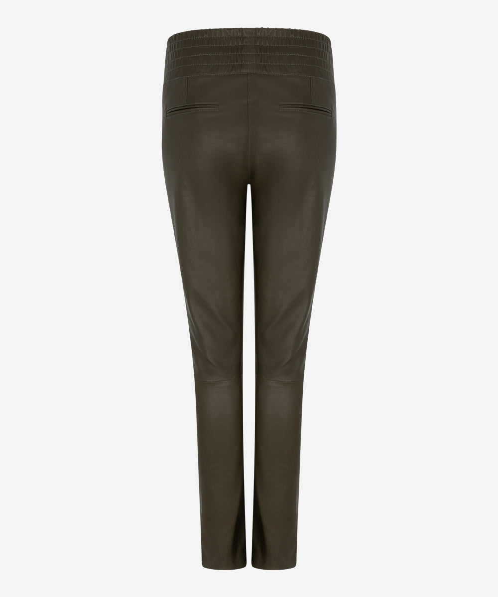 Colette | Dark Utility