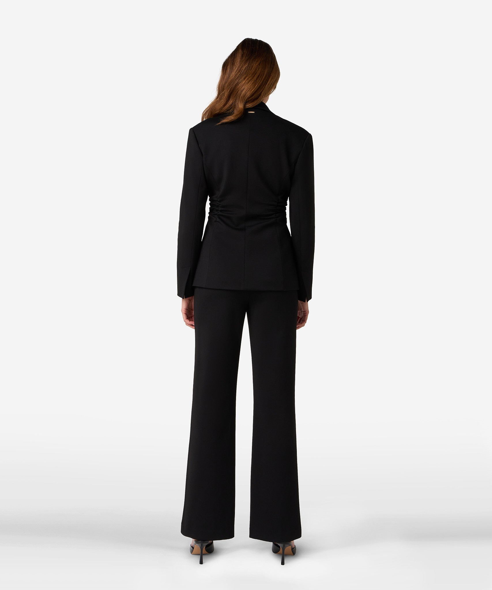 Jarina | Black