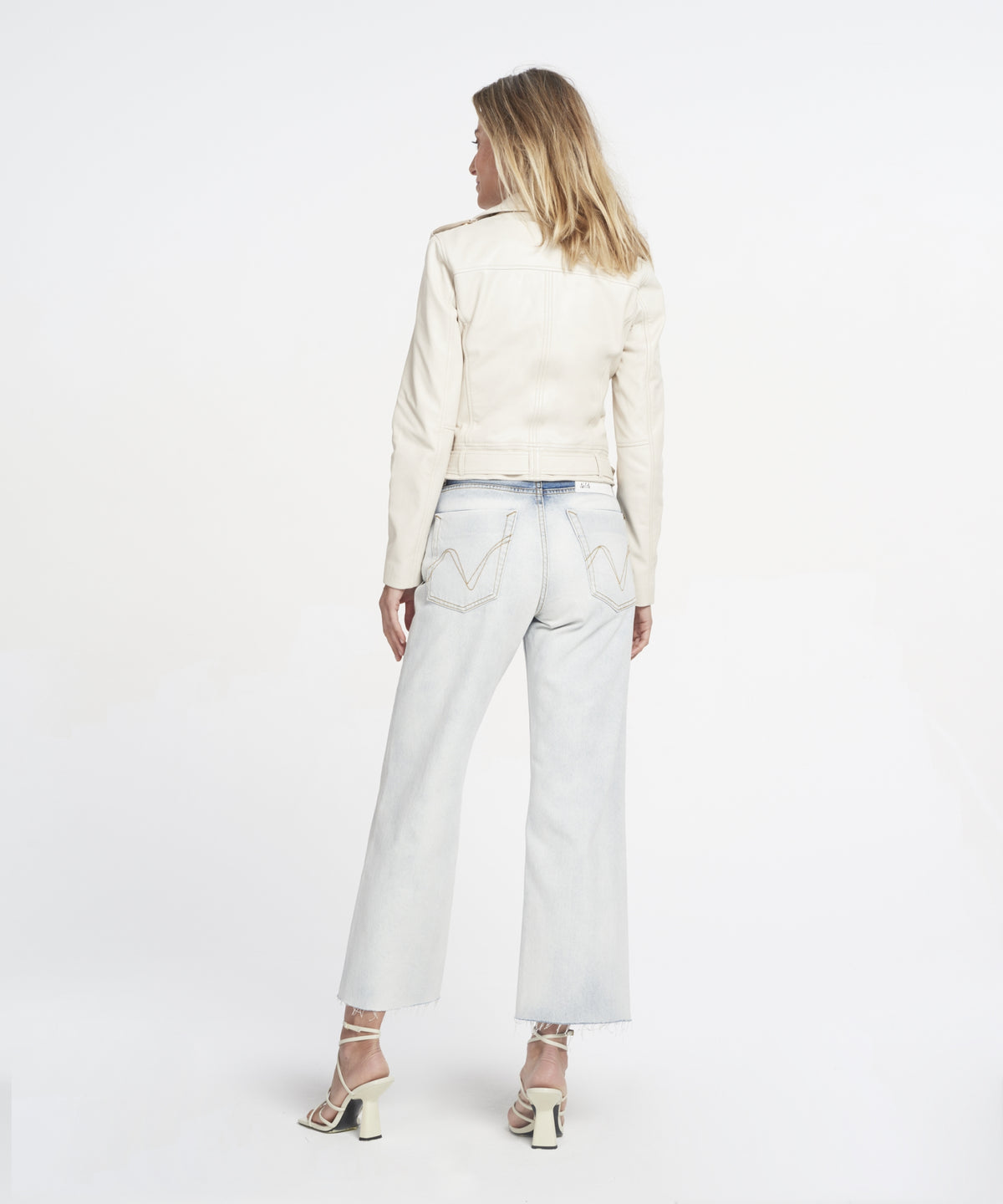 MOSS | WHITE LINEN