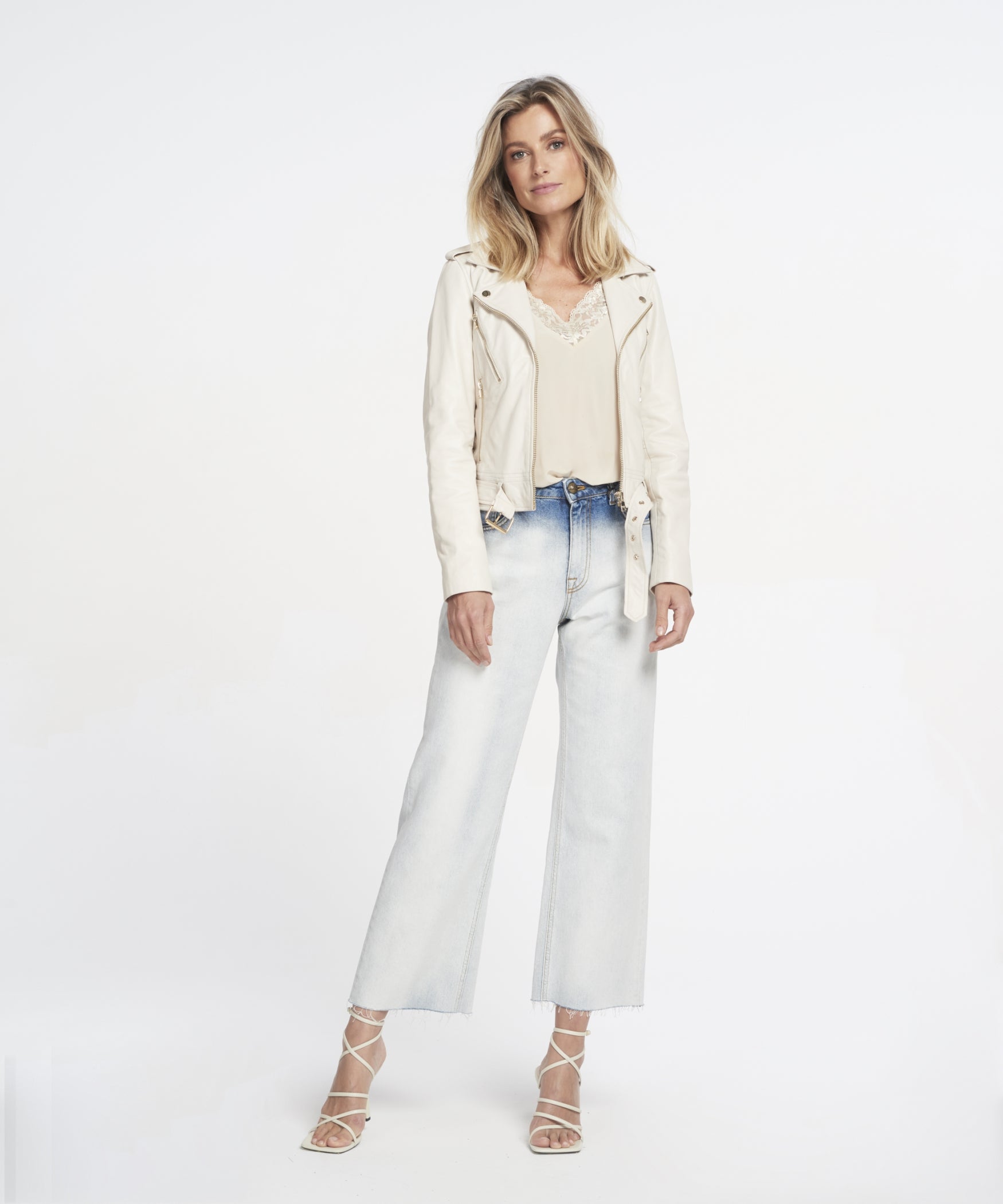 MOSS | WHITE LINEN