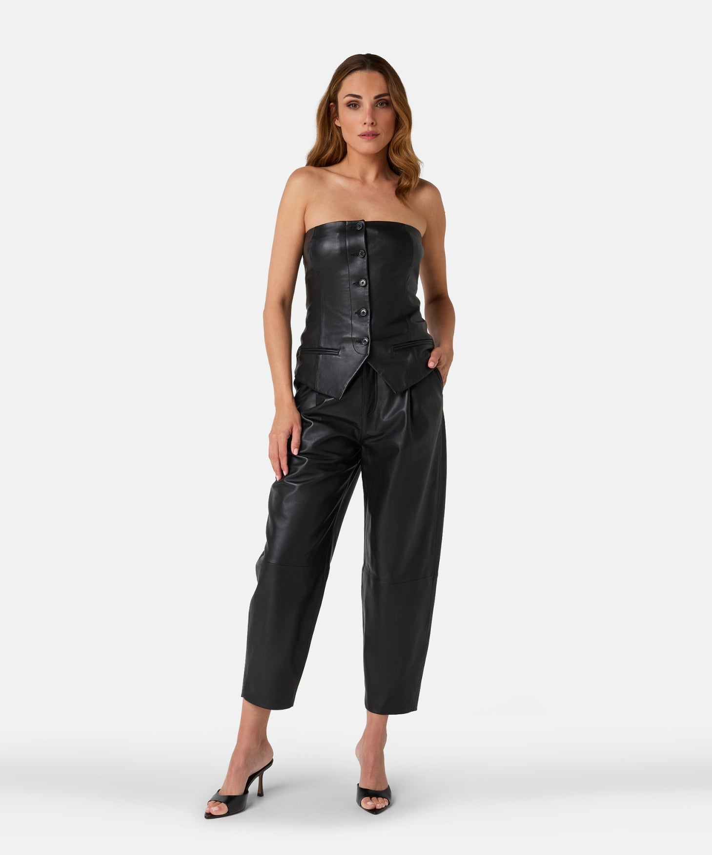 Penina | Black