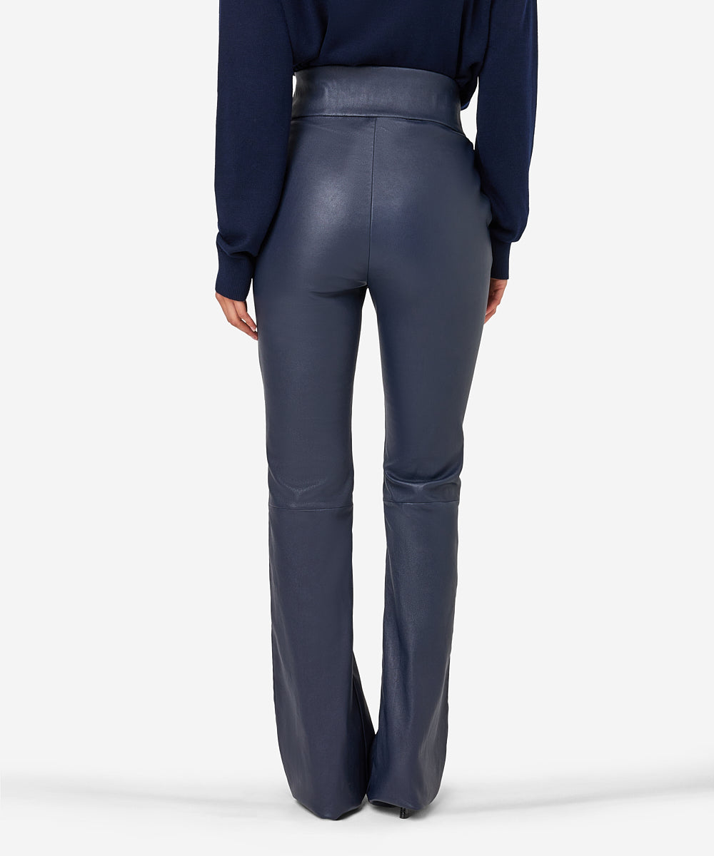 Perya | Deep Navy