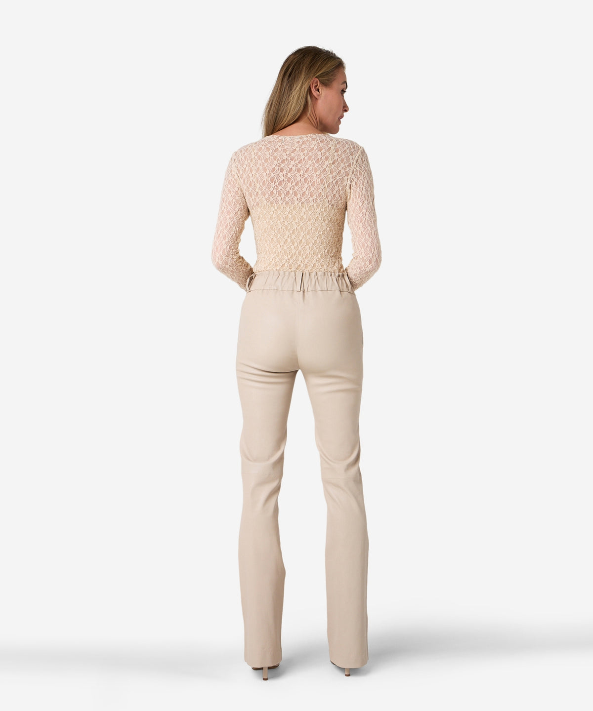 Pienna | Sandstone