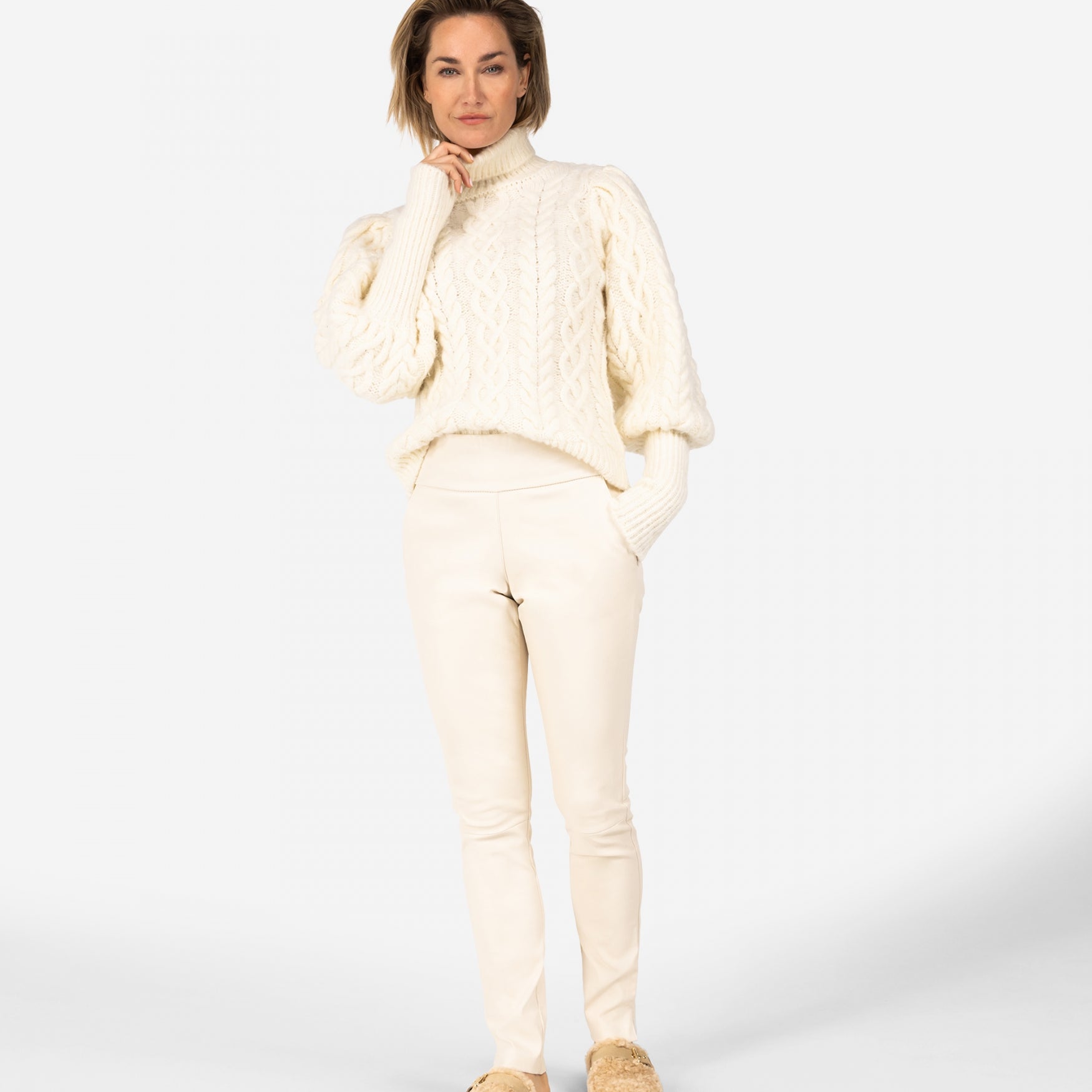 Polly | Coco White