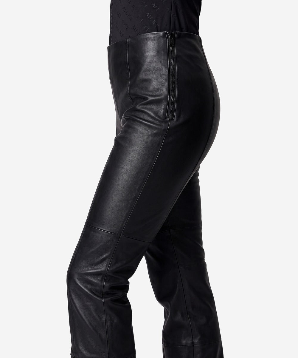 Sandra | Black