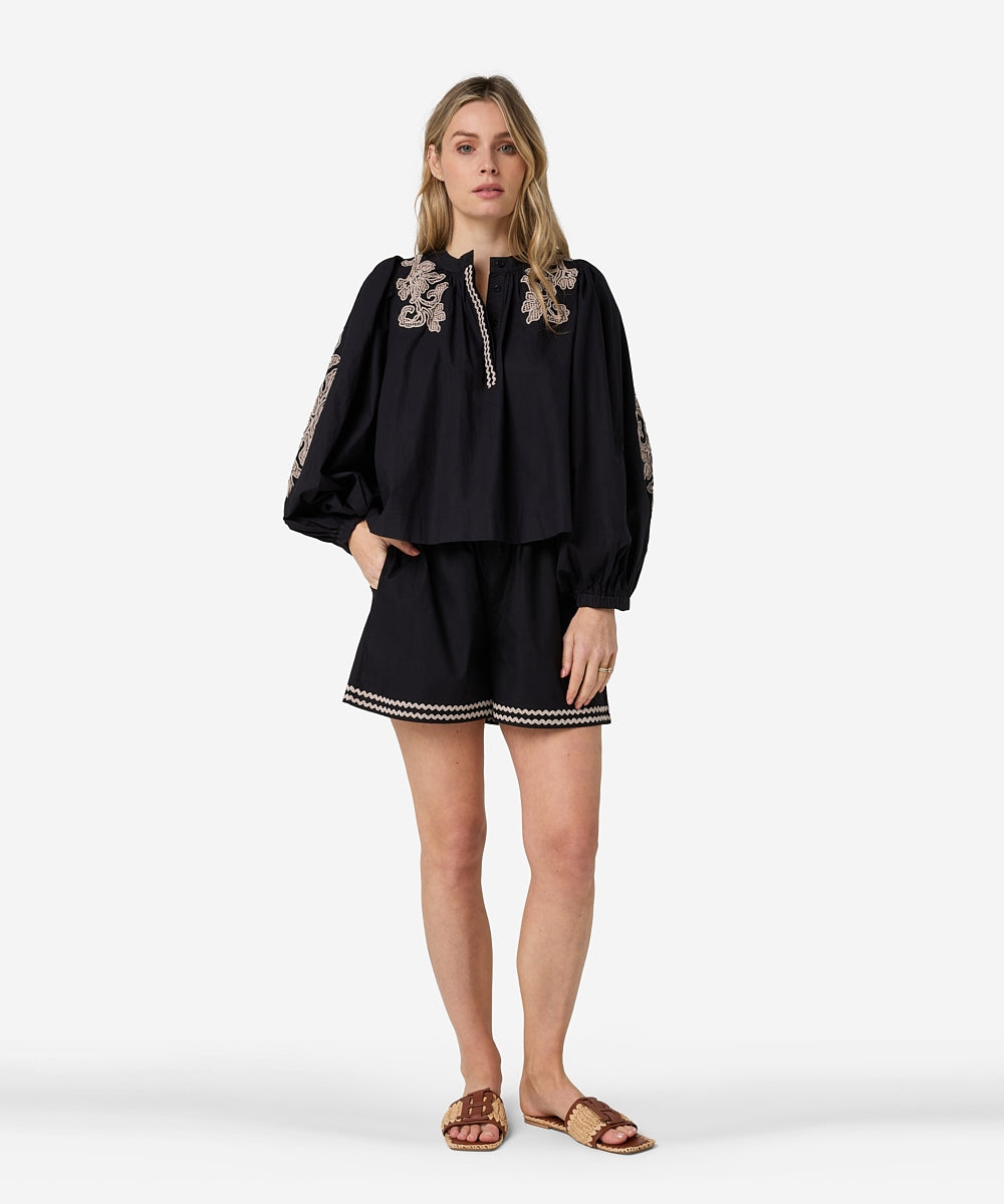 Seylin | Black