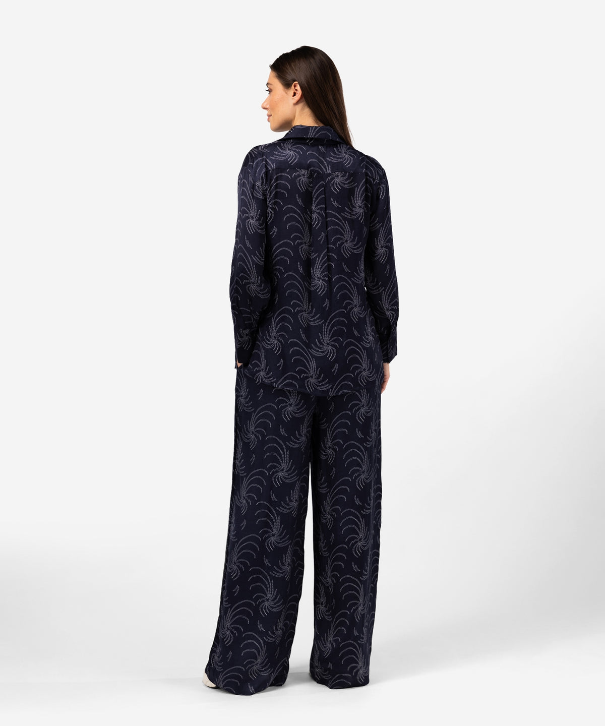 Talmy | Dotted Palm
