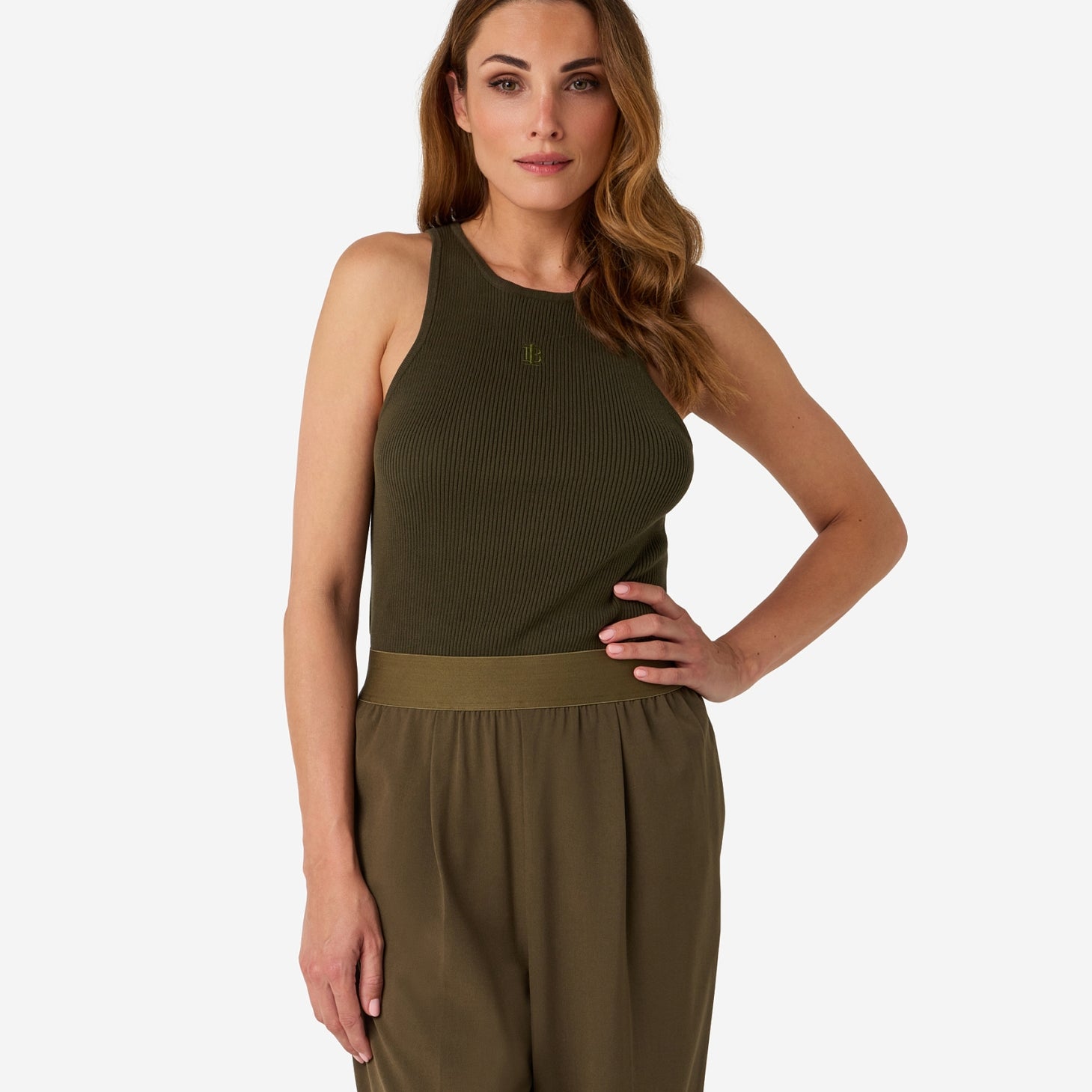 Tamora | Dark Elm Green