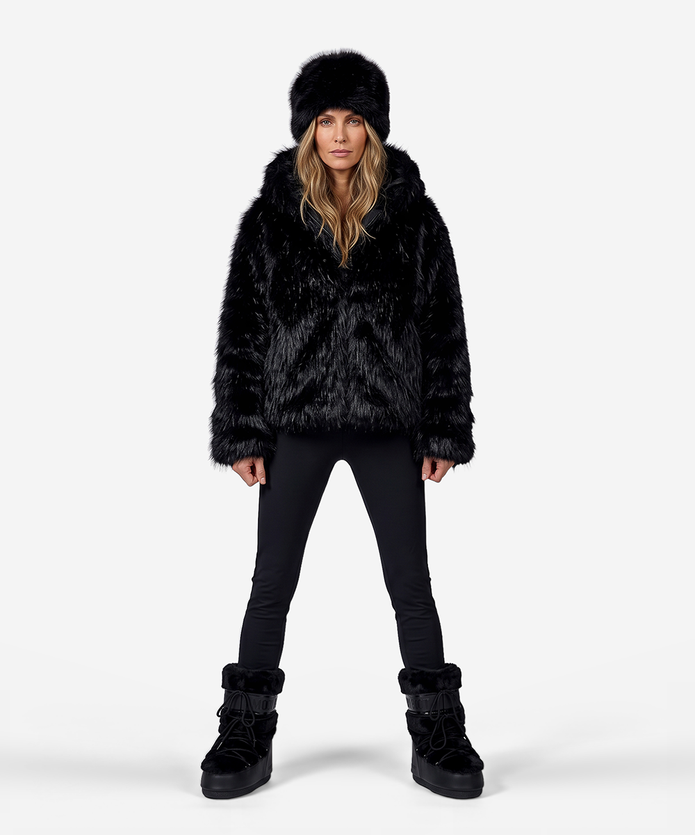 Yara | Black